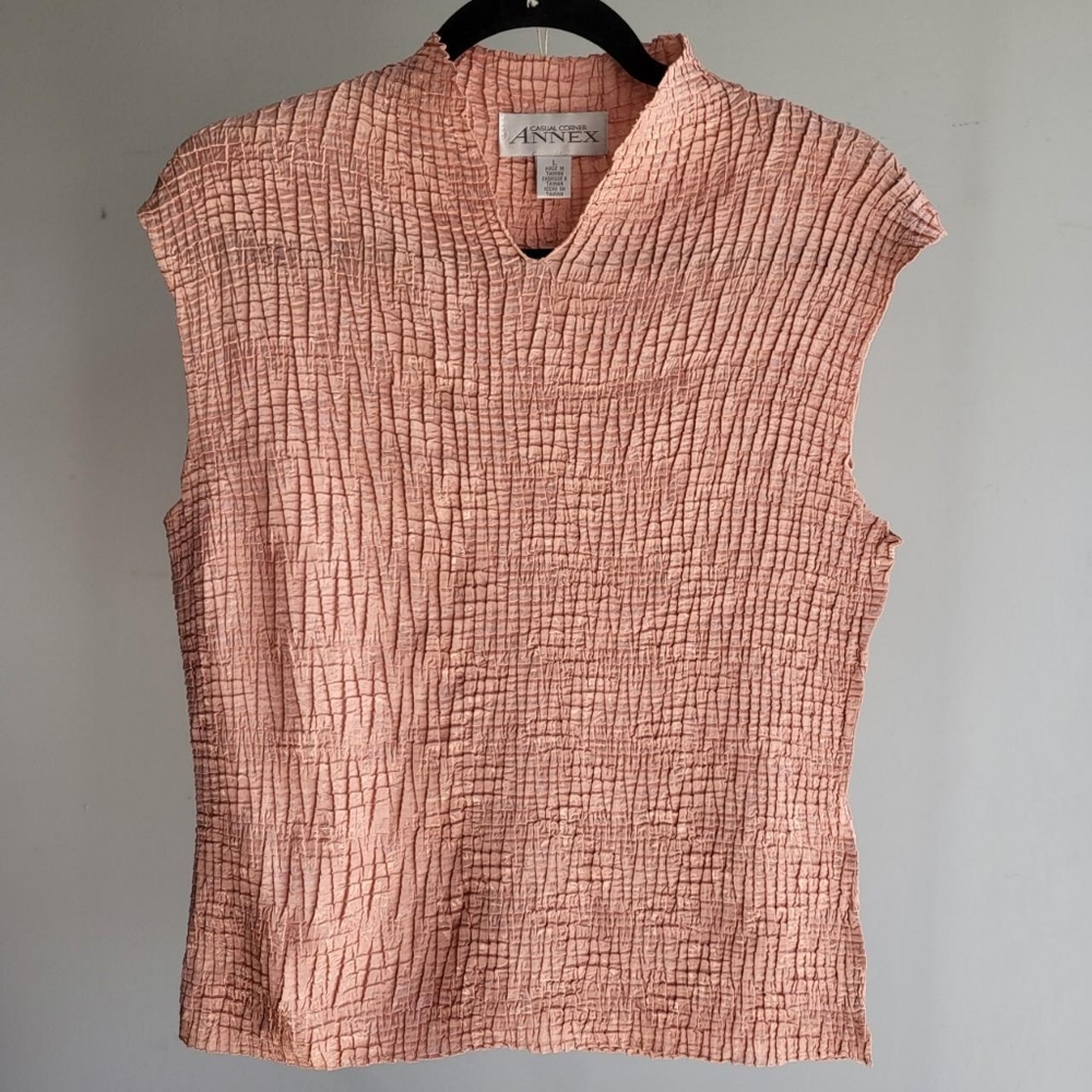 Pink crinkle top
